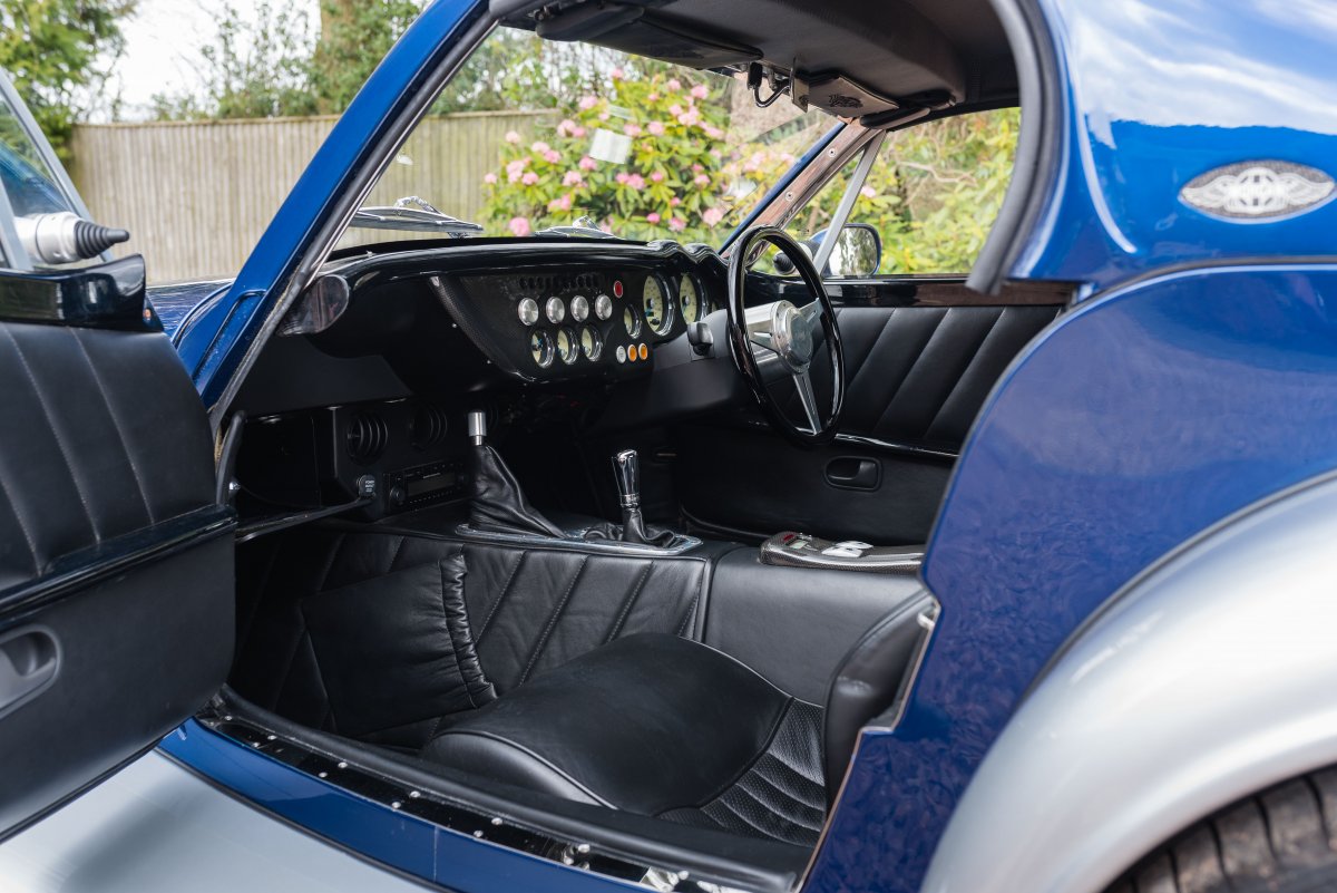 2004 Morgan Aero 8 GTN Passengers Dashboard